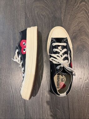 Comme des Garçons PLAY Black Canvas Low-Top Sneakers with Red Heart